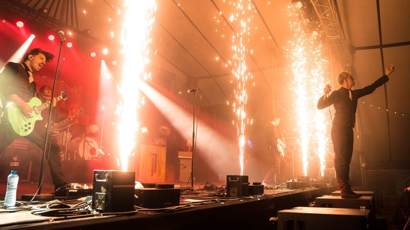 Arson-Live-Nikki-Lucy-01
